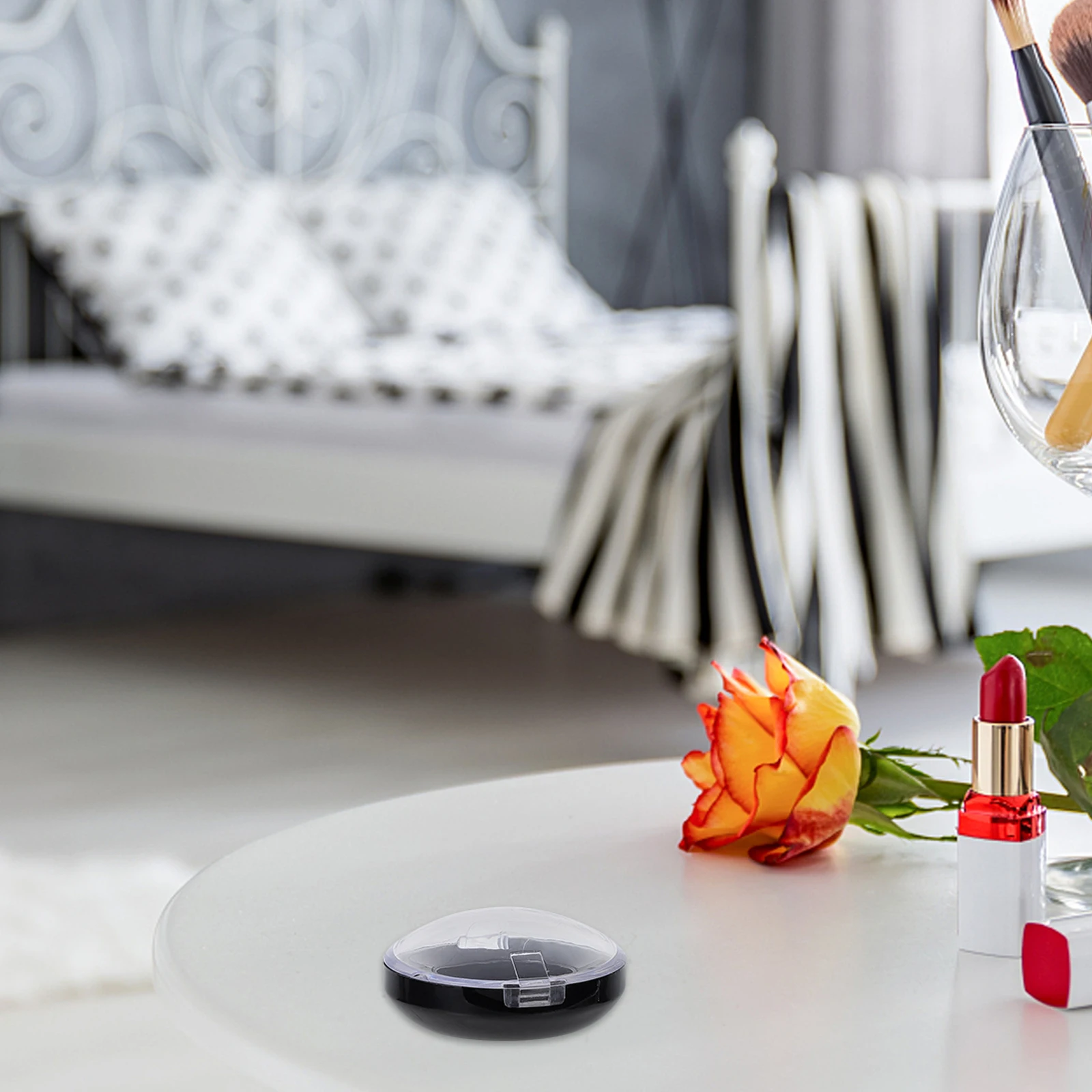 

8Pcs Refillable Eyeshadow Container High Class Material for Girls Women Eyeshadow Box Convenient Cosmetics Sub Box