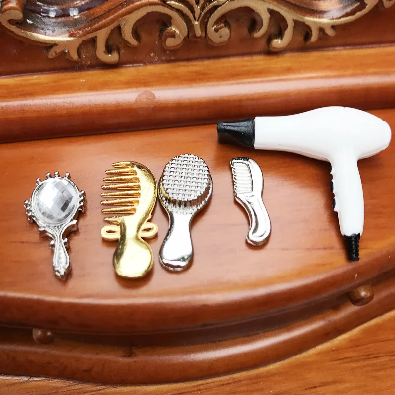 

5pcs/set Dollhouse Miniature Hairdryer & Comb Set Model Playhouse Bedroom Bathroom Decoration Accessory Ornament Imitation Model