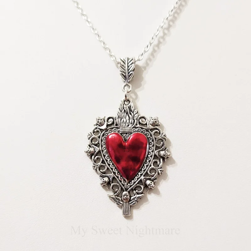 Gothic Sacred Heart Necklace Burning Heart Necklace for Women Girls Mystery Jewelry Accessories Sweet Nightmare Choker Gifts New