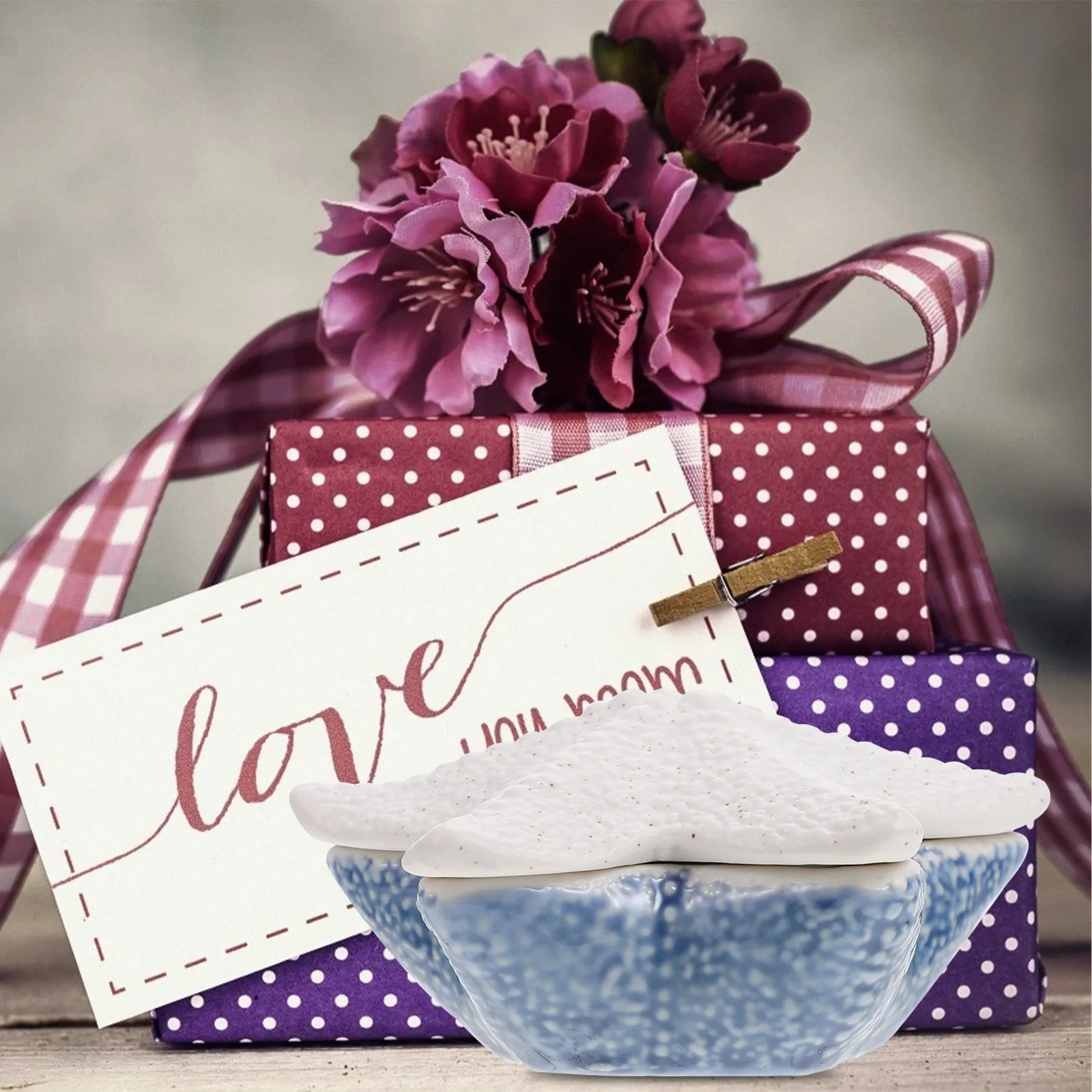 

Керамический органайзер для украшений и косметики: многофункциональный настольный лоток для помады, колец, браслетов. Креативный и стильный аксессуар для дома.