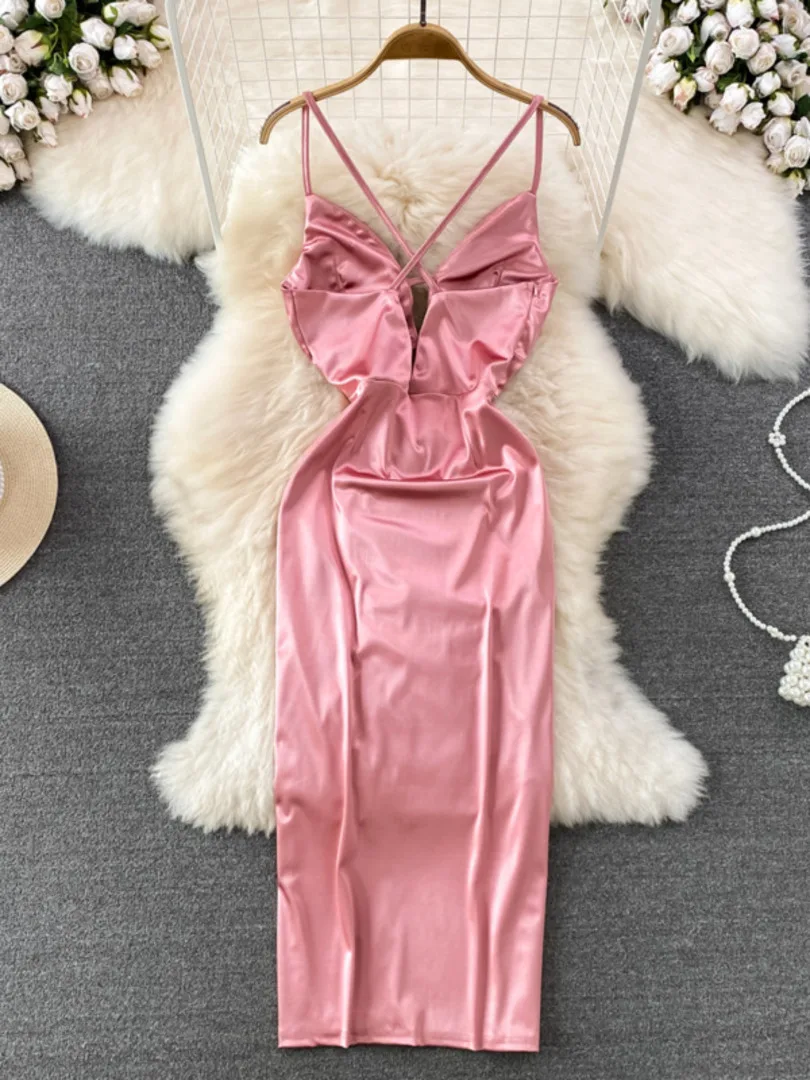 SsTss 섹시한 V 넥 민소매 새틴 드레스 여름 새로운 스파게티 스트랩 크리스 크로스 백 하이 웨이스트 셔링 스플릿 미디 파티 드레스
