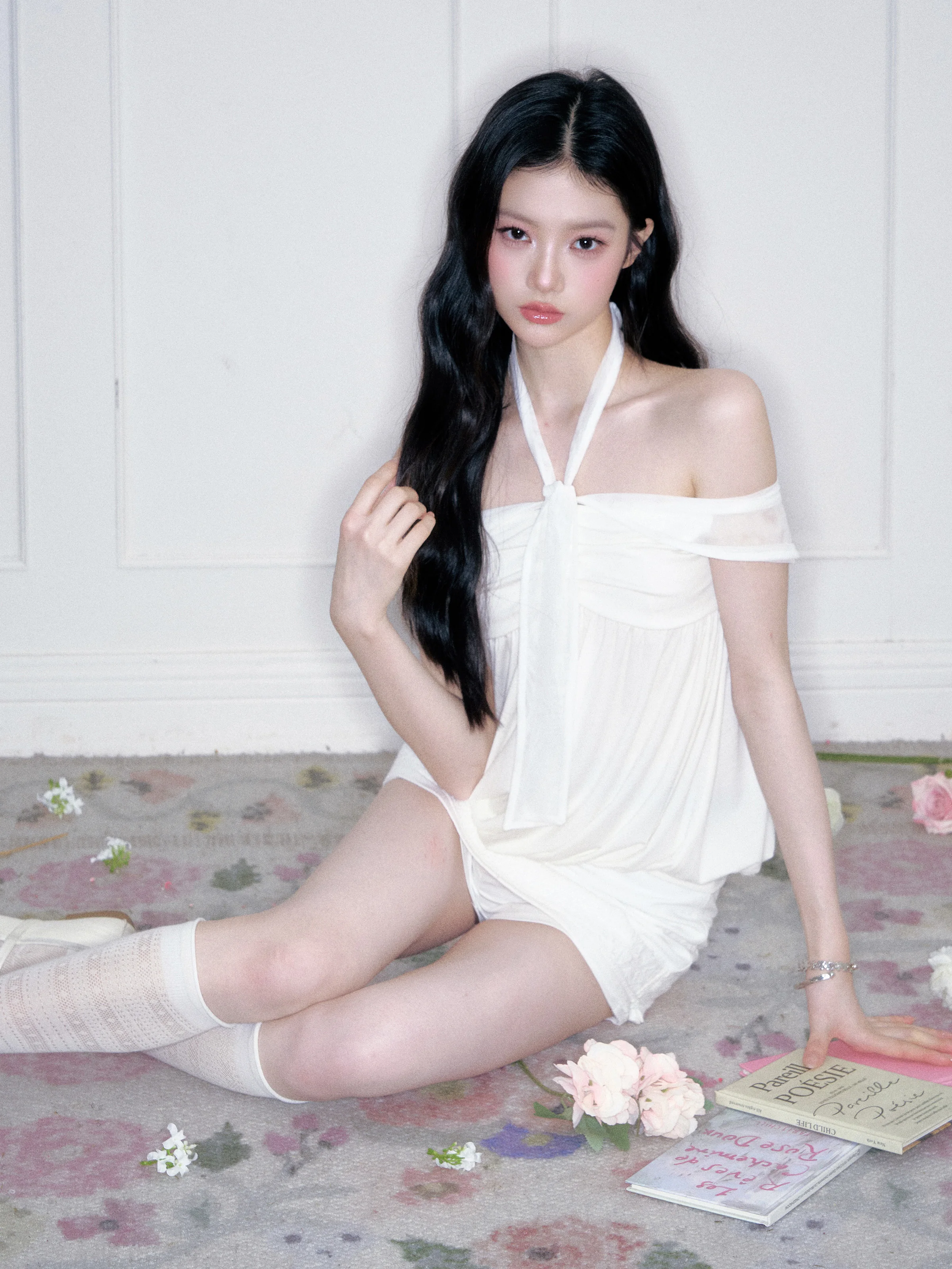 Romantic Declaration Pure Desire Atmosphere Sensation One Shoulder Hanging Neck Flower Bud Top Fragile Heart Korean Style Loo...