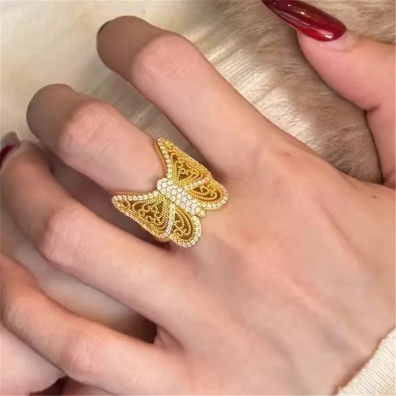 

Luxury Micro Pave Zirconia Lace Butterfly Fashion Rings For Women Creative New Delicate Golden Wide Open Ring Bijoux