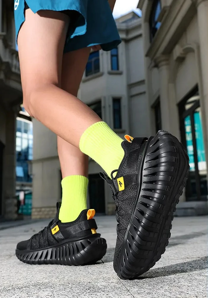 NEW High-quality Mens Running Shoes Breathable Comfy Outdoor Jogging Brand Design Sneakers Men Versatile leisure walking shoes