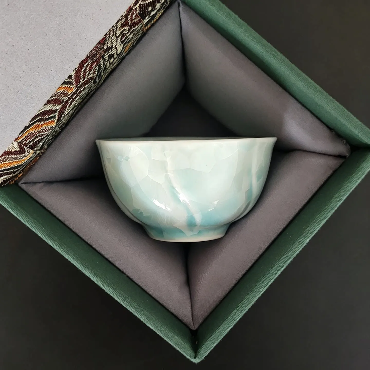 

High-End Ru Ware Kung Fu Teacup, Retro Ceramic Tea Cup, Exquisite Art Decoration Ornament for Home