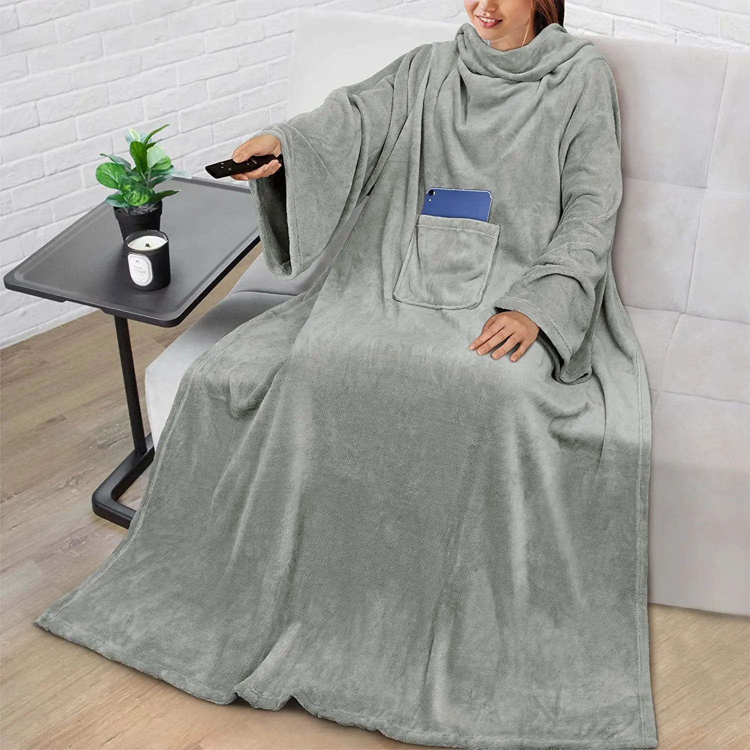 127x165cm Reversible Composite lamb wool TV Blanket Soft Warm Throw Front Pocket Plush Fabric Blanket Winter Shawl for Sofa Home