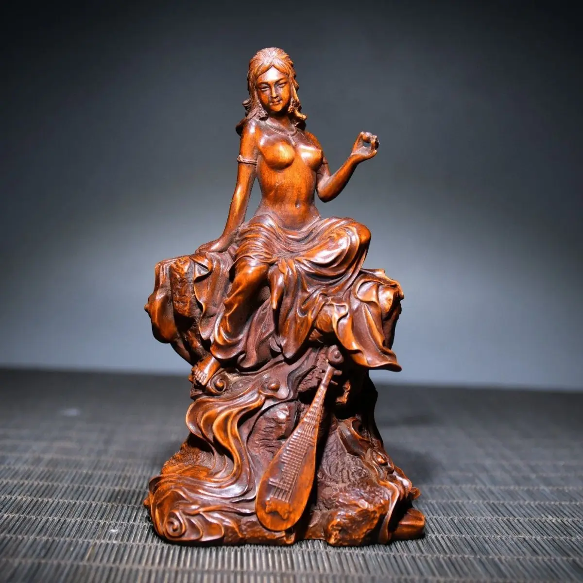 Hand Carved Wood beautiful pipa woman seated on a mountain Statue Figurine Desktop Ornaments Home Decoration Crafts
