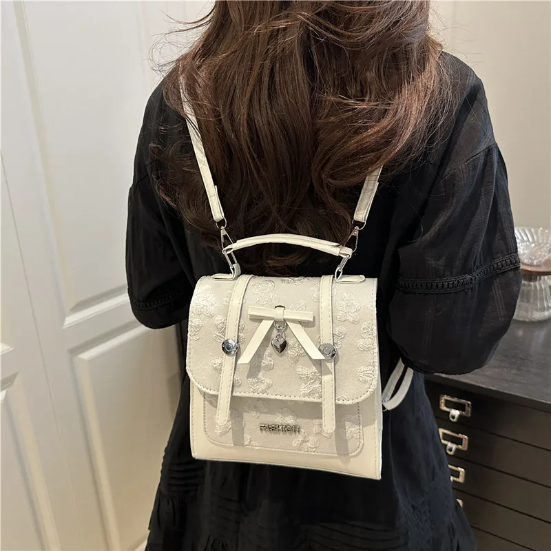 2025 summer new stylish and niche design fashionable and individual backpack casual and simple ladies' backpack