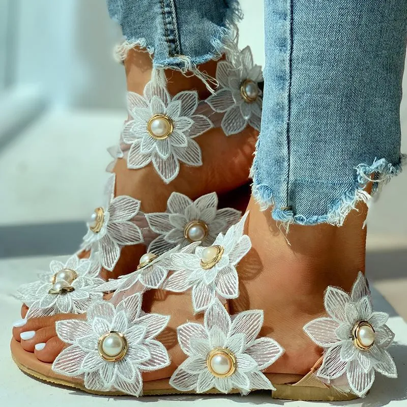 new European and American personality sunflower pearl set toe flat bottom foreign trade women's sandals size 43