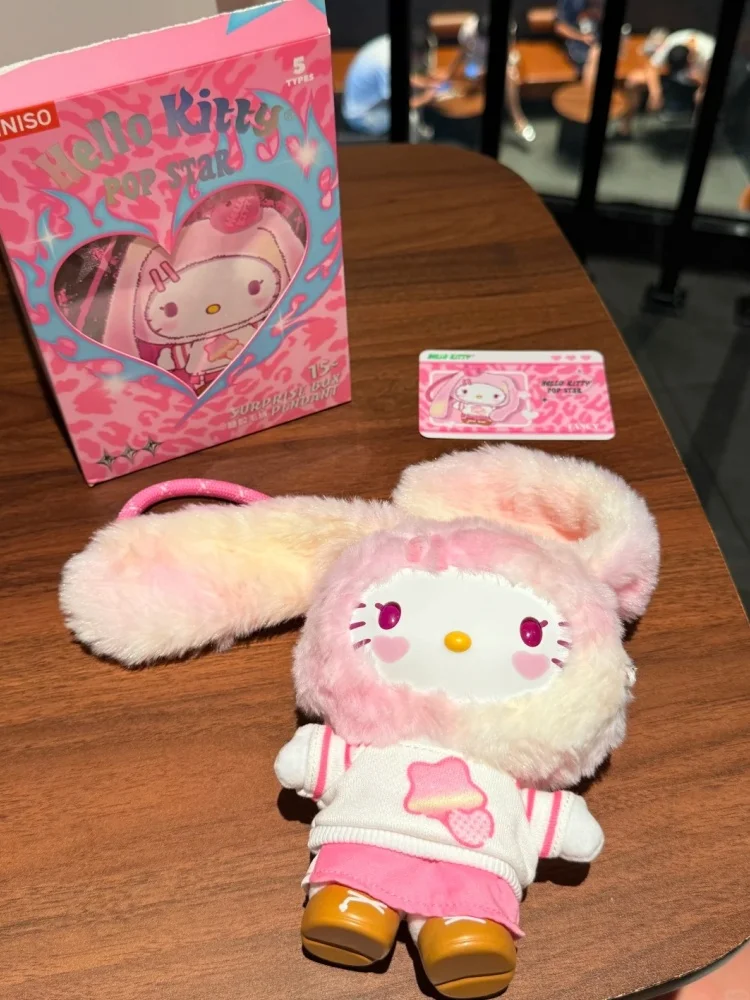 Oryginalna seria wciąganych lalek Hello Kitty Pop Star z aksamitnymi zawieszkami, winylowe lalki w blind boxach, modny kawaii prezent-niespodzianka, urocze i modne zabawki w blind boxach. — 2