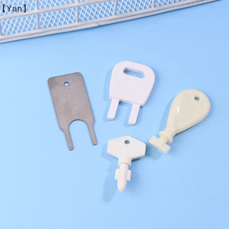 〔Yan〕Toilet Paper Soap Dispenser Box Lock Plastic Keys Master Tools Part Replacement Accessories For Hotel Home Bathroom