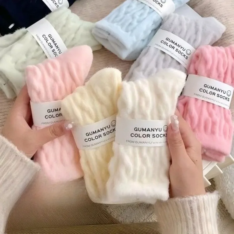 Dicke Socken für Herbst und Winter, warme Bodensocken für zu Hause für den Winter, schlafende Damensocken aus Plüsch