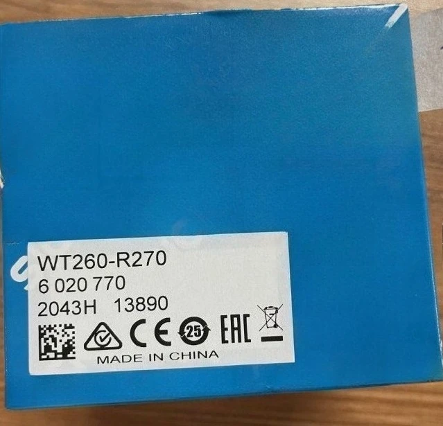 

Brand New Original WT260-R270 photoelectric switch Fast Delivey