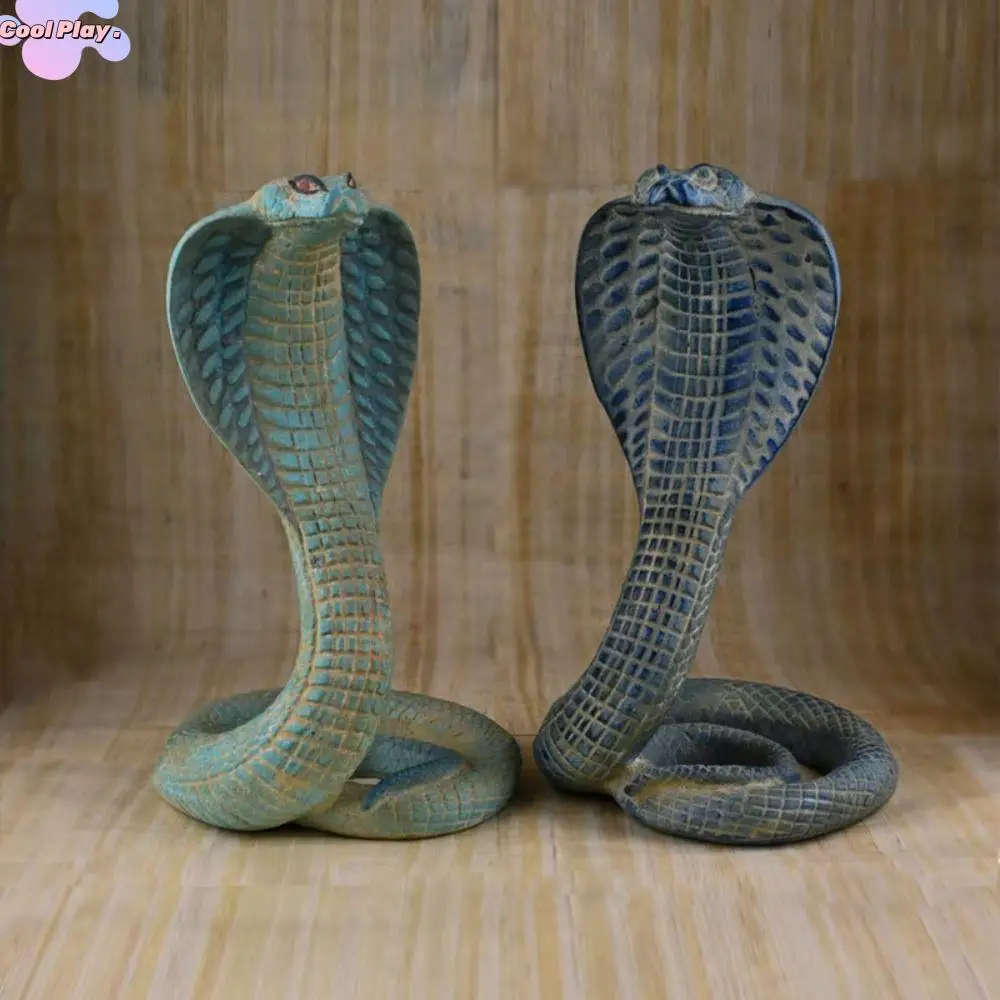 

Lifelike 3D Cobra Model Toy Scales Snake Simulated Cobra Figure Ornament Resin Animal Simulation Model Halloween