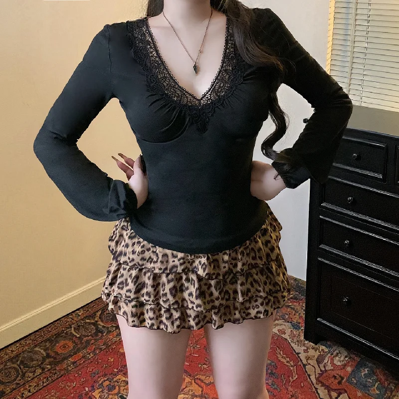 

Осень-весна 2024, повседневная однотонная футболка с кружевной отделкой, базовые тонкие футболки с v-образным вырезом и длинными рукавами, женская модная уличная одежда, женская одежда