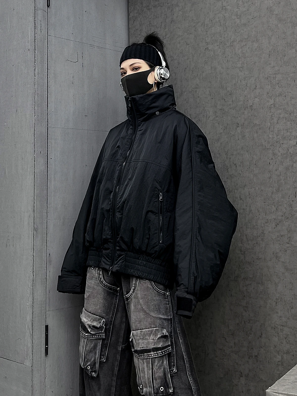 

Зимняя новинка: пуховик M-Home Faion Bla с воротником-стойкой, в стиле бейсбольной куртки, на 90% белом пуху, теплый, в национальном стиле.