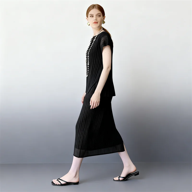 Miyake Pleated Women's Mesh Casual Suit 2026 New Solid Color Round Neck Short-sleeved Top + Elastic Waist Skirt Two-piece Set image 2