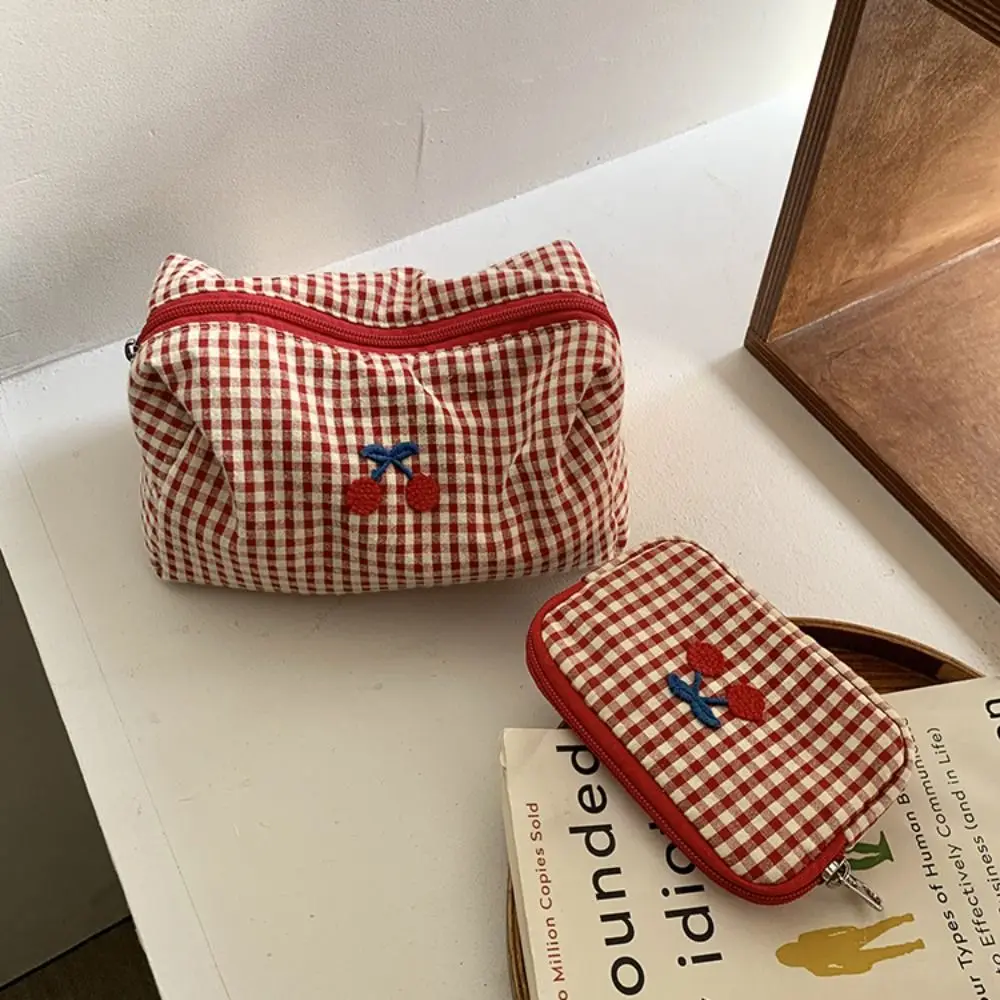 

Fashion Cotton Plaid Makeup Bag Cloth Multifunctional Toiletry Organizer Bag Large Capacity Card Bag Cherry Cosmetic Bag Travel