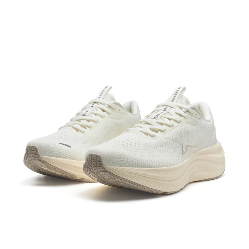 Xtep QingYun Lite Scarpe da corsa da donna 2025 Primavera Leggero con suola spessa Ammortizzato Retro Sneaker per donna 975218110042