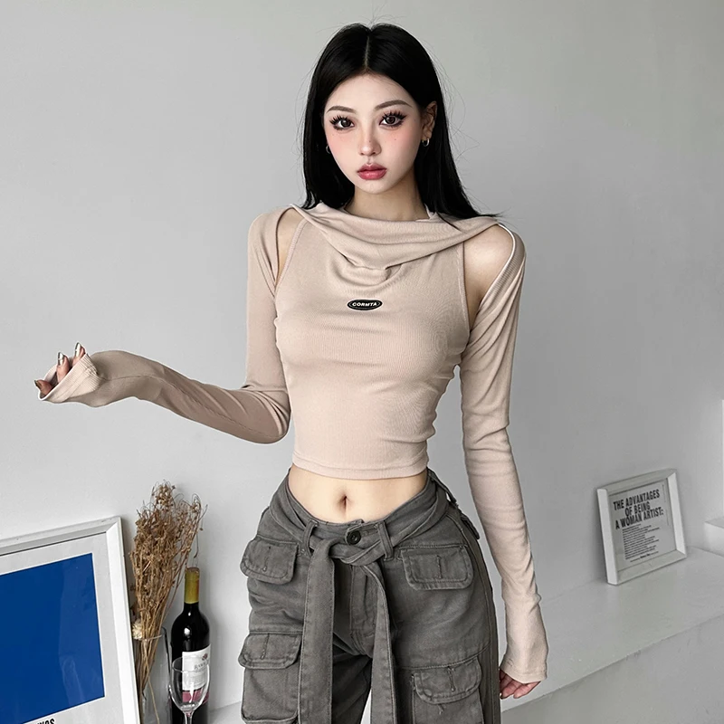 Trendy Sleeveless Hooded Vest and Short Crop Top with Exposed Navel, Desert Wasteland Style, Women's -Fit Two-Piece Set