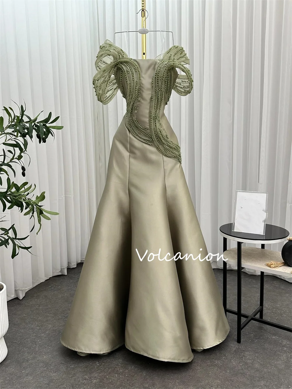 カスタマイズされたセクシーなシャルムーズプリーツパールトランペットオフショルダーロングドレスオーダーメイドの機会パーティーハイクオリティ