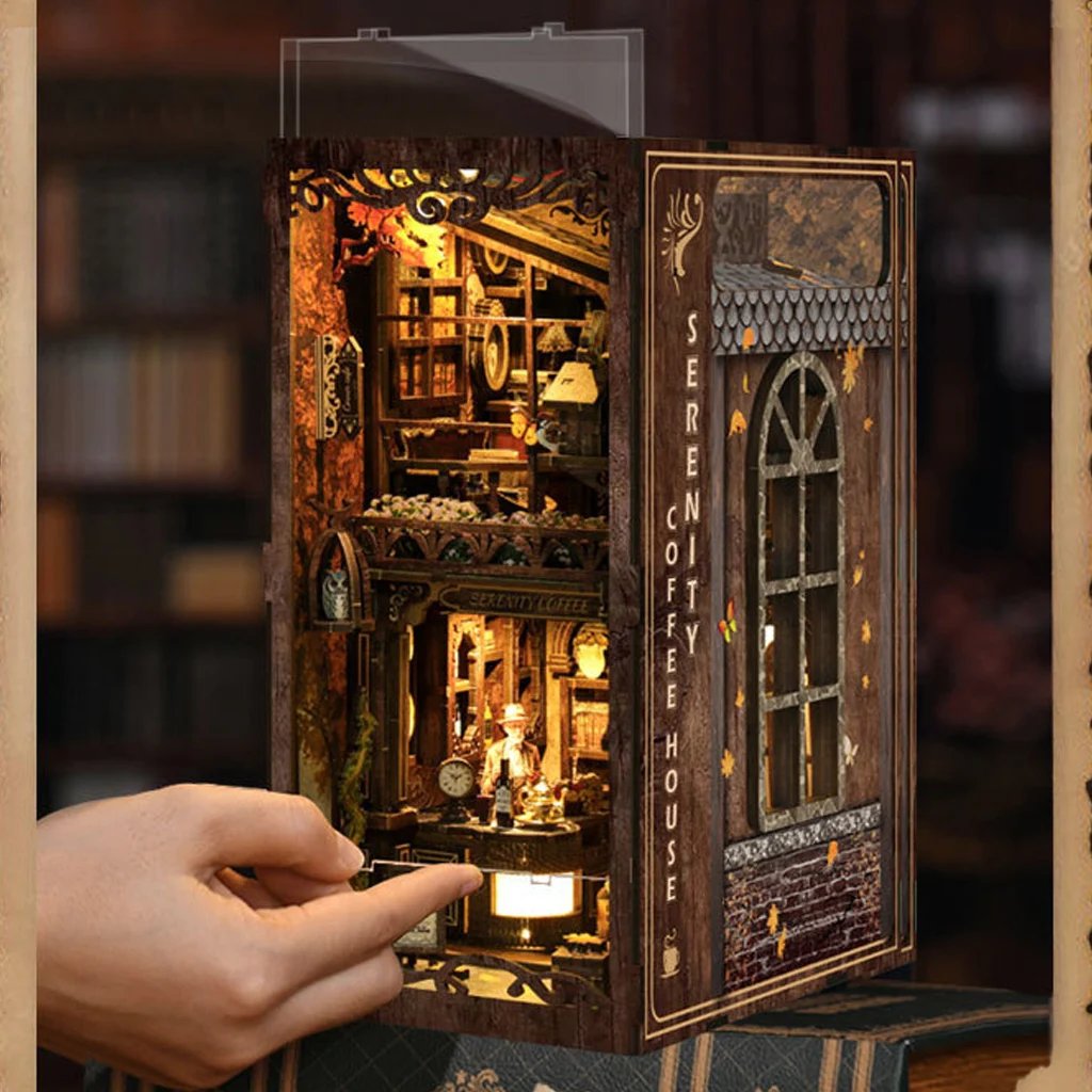OUZEY 3D木製ブックヌックDIYキット - 「魔法の小屋」ブックシェルフインサートモデル、魔法をテーマにした家の装飾ギフト（大人向け）