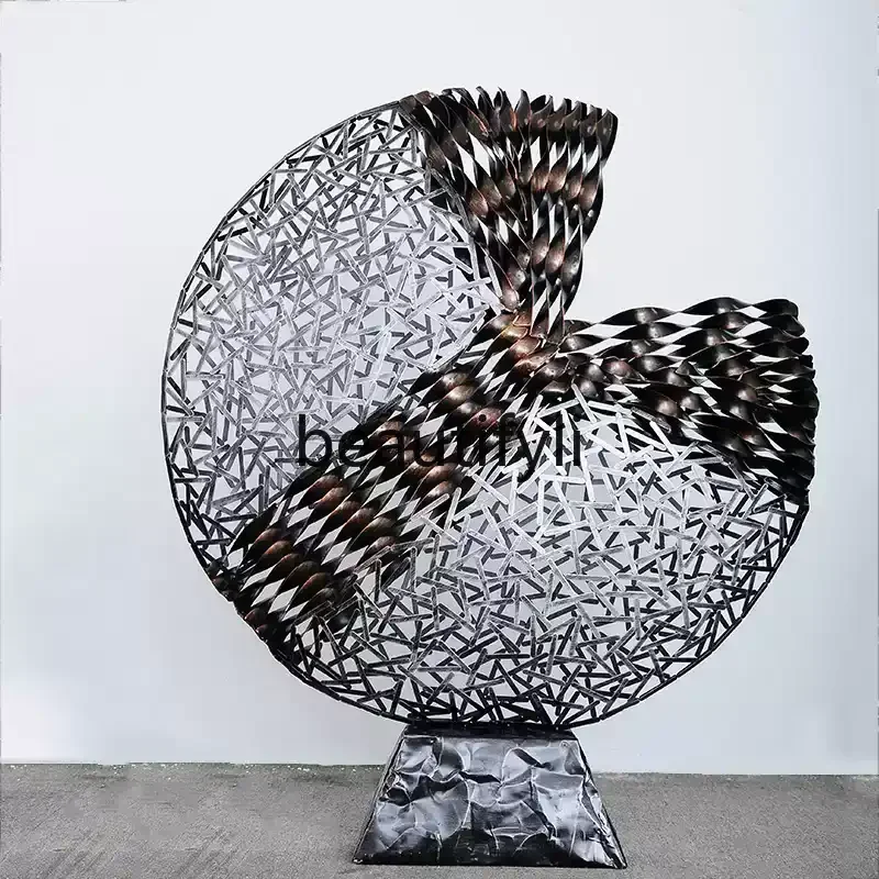 

Abstract metal handicrafts light luxury ornaments simple modern wrought iron semi-fan soft ornaments hotel floor sculpture