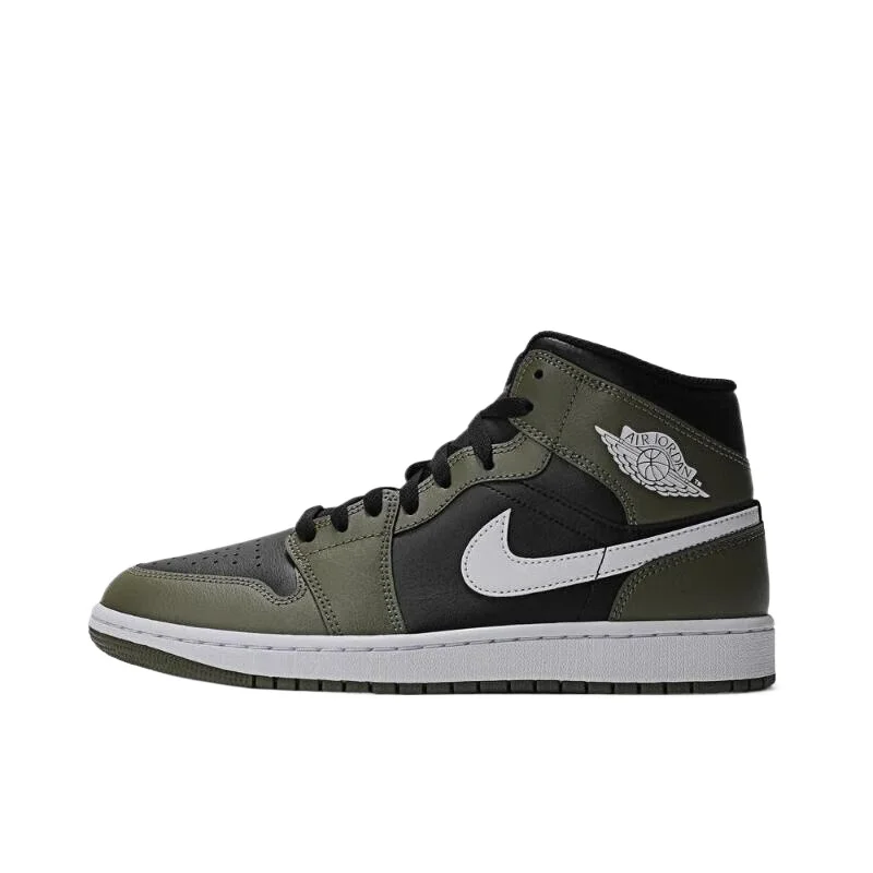 NIKE Men's AIR JORDAN 1 MID Basketball Shoes