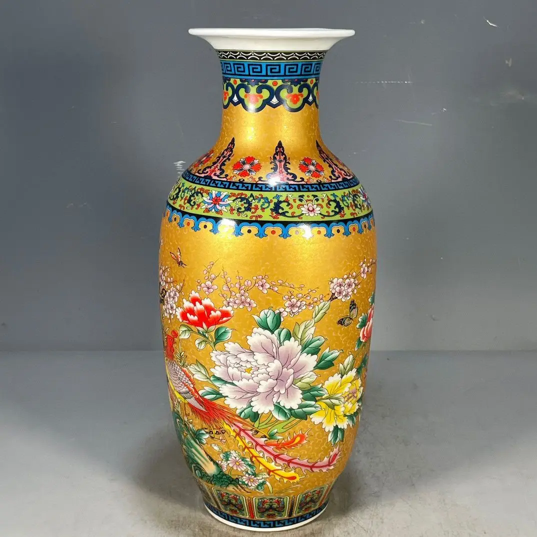 Imitation Chinese-style porcelain, Qing Dynasty Qianlong period yellow-glazed phoenix and peony pattern appreciation vase