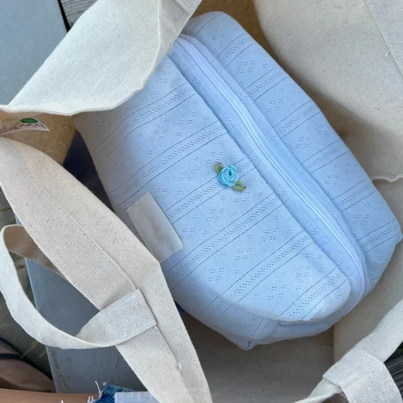 Sweet Ins Simplicity Floral Makeup Case Elegant Portable Large Capacity Lipstick Bag Clean Girl Earphone Cable Storage Bag New