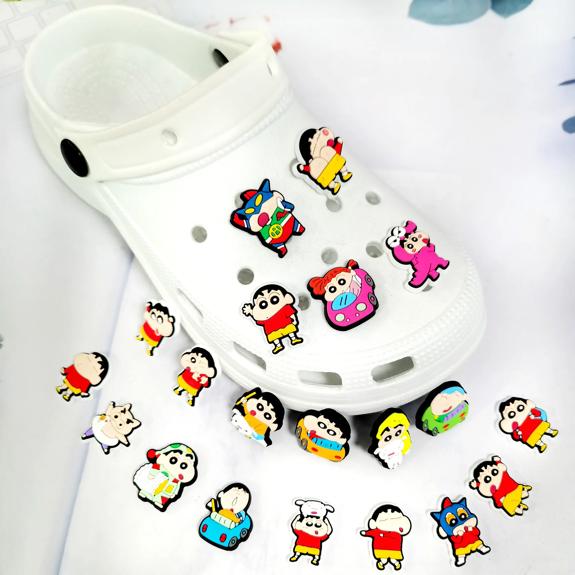 MINISO 20pcs Cartoon Crayon Shoe Charms for Japan Anime Shin-chan DIY Shoe Decorations Accessories Sandal Decorate Kids Gift