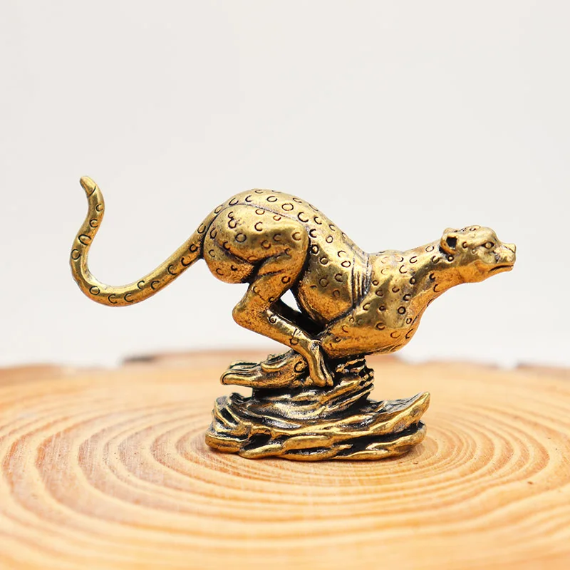 Retro Brass Hunting Leopard Miniature Ornaments Creative Home Desktop Decors Simulated Wild Animal Design Small Statue Figurines