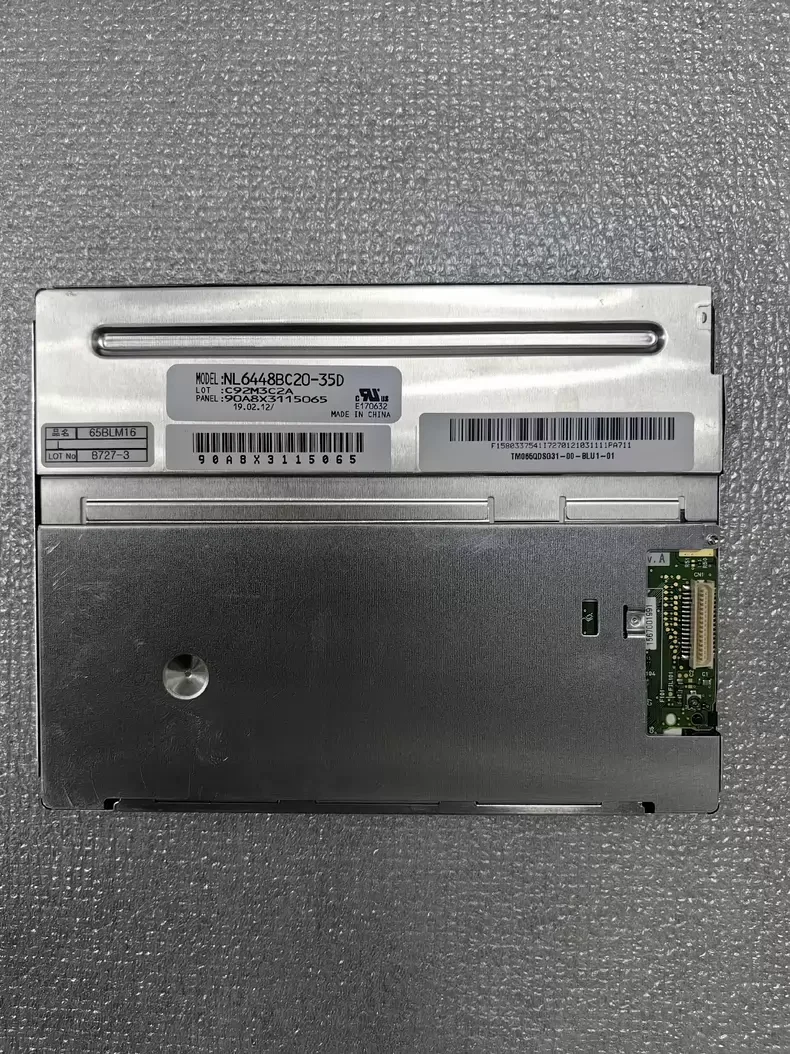 

Проверенный, исправный ЖК-экран 6,5 дюйма NL6448BC20-35D