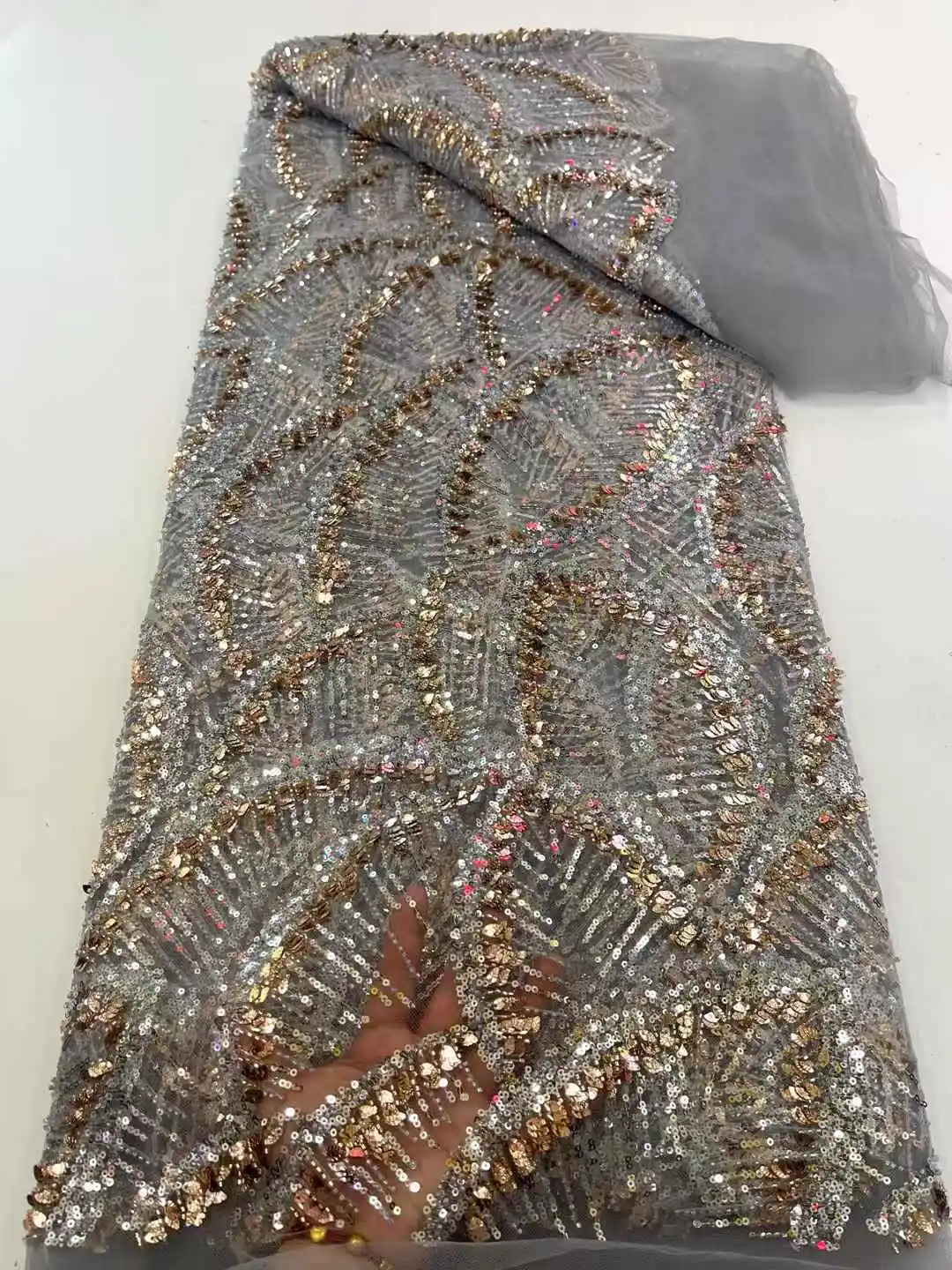

Luxury Sequins African Lace Fabric 2025 French Embroidery High Quality Luxury Heavy Beaded Bridal Wedding Lace Sewing