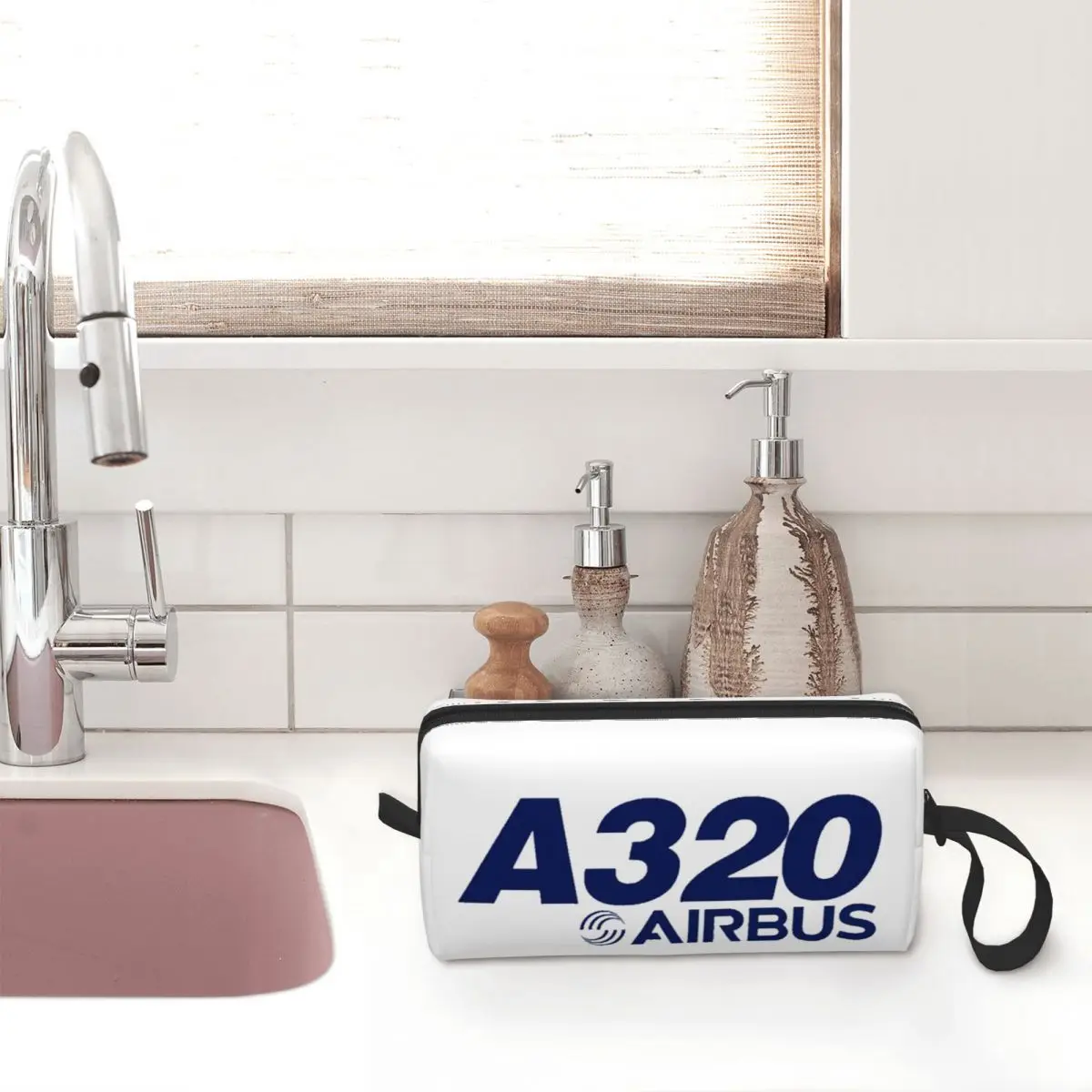 مقلمة شعار ايرباص A320 للبنين والبنات صندوق القلم المدرسية حقيبة أقلام رصاص لوازم مكتبية منظم حقيبة مستحضرات التجميل النسائية للسفر