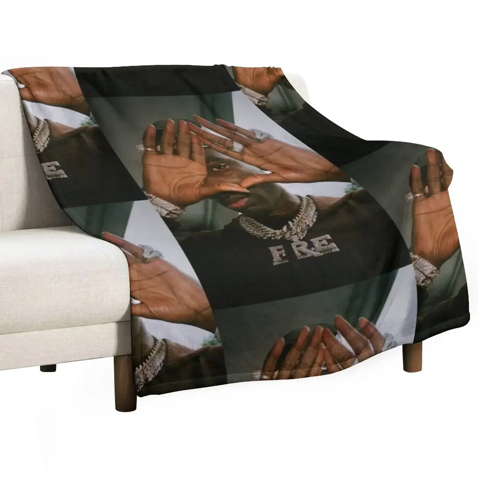 

New Young Dolph RIP Throw Blanket halloween Decorative Beds Sofa Quilt Blankets