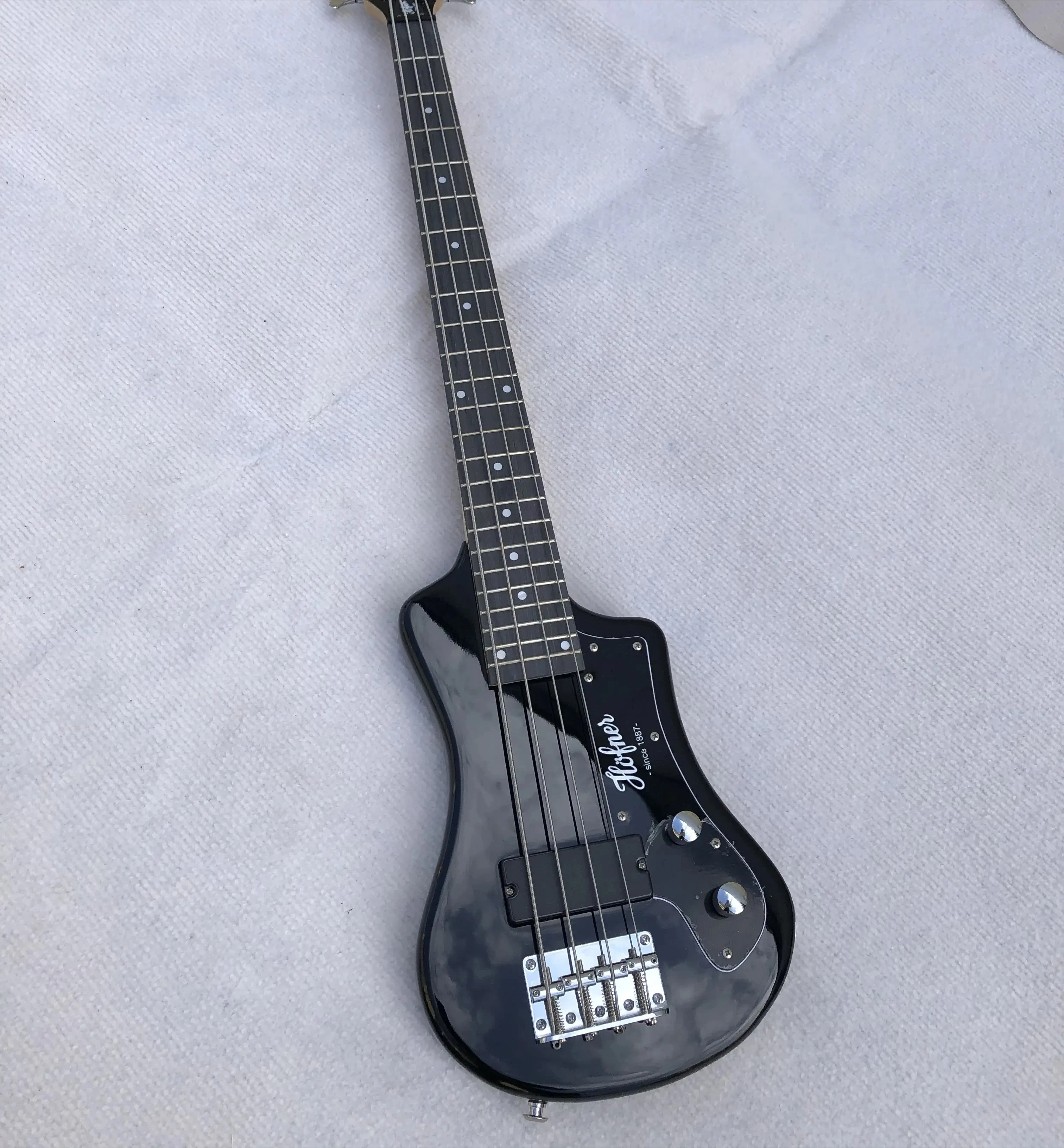 Bajo Eléctrico Corto de 4 Cuerdas, Color Negro Brillante, para Diestros, Mini Bajo Portátil para Viajes