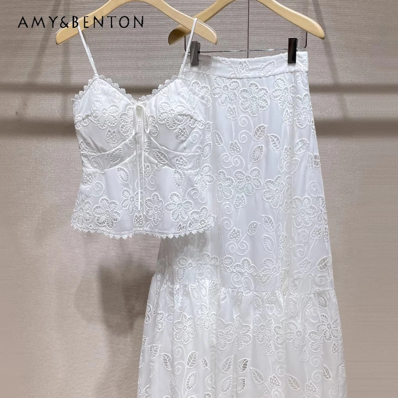 

Французский пляжный комплект для женщин: длинное платье и топ на бретельках с вышивкой, летняя новинка 2026 года