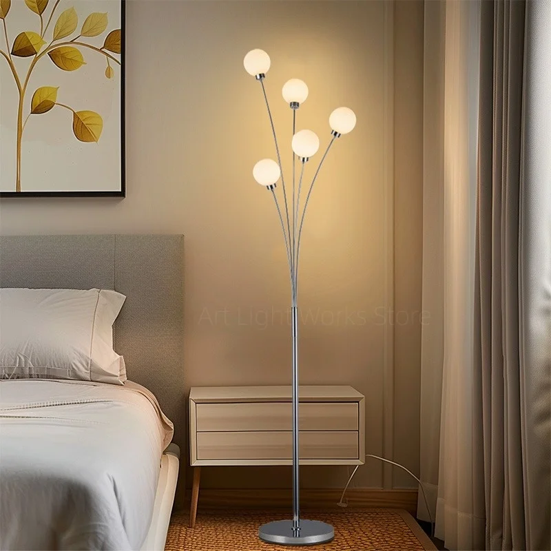 

Floor Lamp Living Room High-End Luxury Artistic Sofa Beside Standing Ambience Bedroom Designer Creative Decorative Lamp