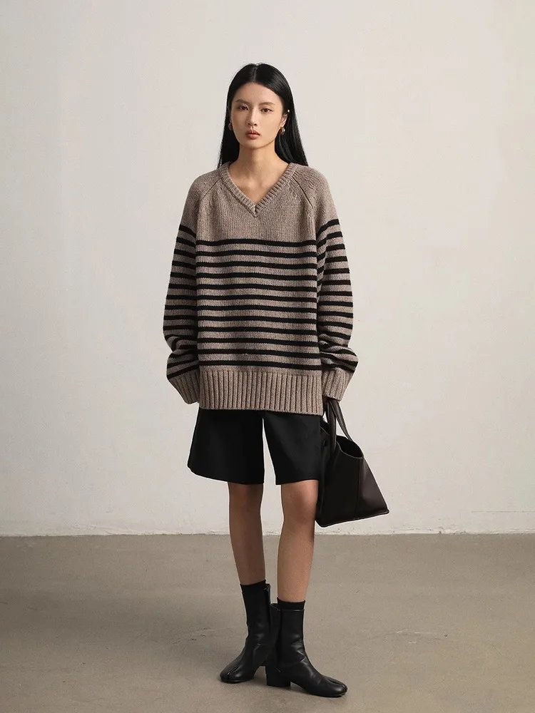 Suéter con cuello en V a rayas en contraste para mujer, jersey retro holgado de Cachemira para primavera y otoño con grosor del suéter.