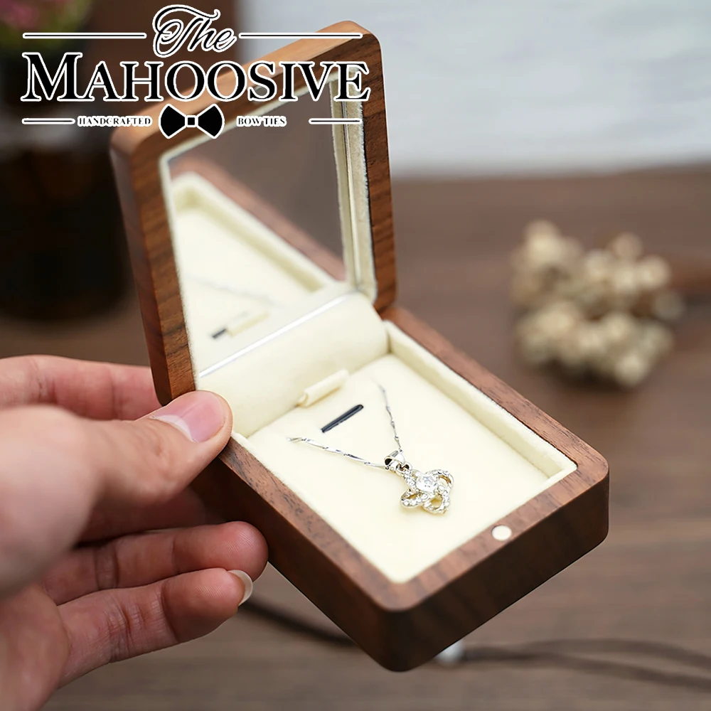 Jewelry Box Pendant Necklace Jewelry Packaging Gift Box For Gift Package Organizer Display Bangle Stand