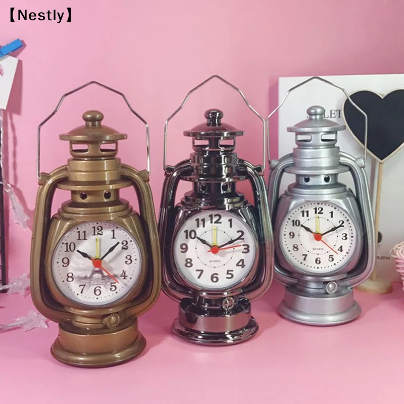 1 unidad de reloj despertador retro con luz de queroseno, reloj despertador vintage, reloj de mesa, artículos de decoración para sala de estar, adorno artesanal para oficina〔Nest〕