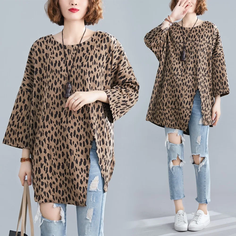 Plus Jeden rozmiar Gruby Mm Leopard Pattern Top Damski Jesienny Nowy Luźny Długi Rękaw Średniej Długości Dzielony Dół T-shirt plus size