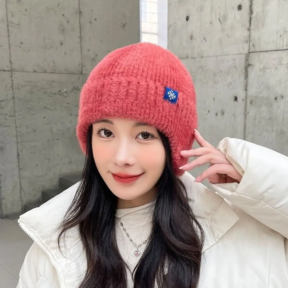 Fashion Warm Windproof Earflap Winter Hat Knitted Soft Material Beanies Cap Winter Knitted Beanie Winter Season