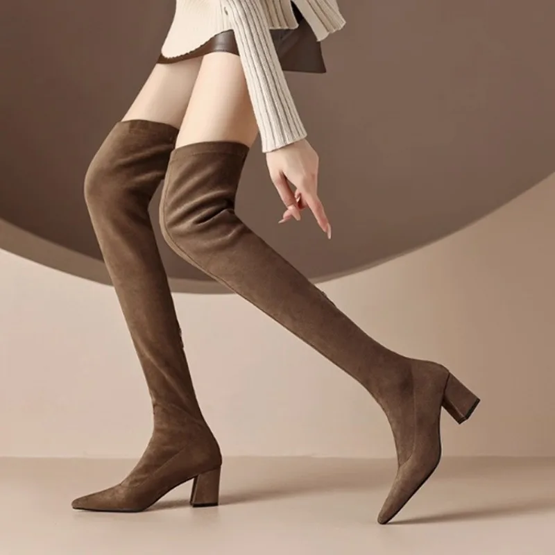 

Эластичные женские сапоги выше колена, новинка 2025, тонкие женские высокие сапоги на высоком каблуке с острым носком и блочным каблуком