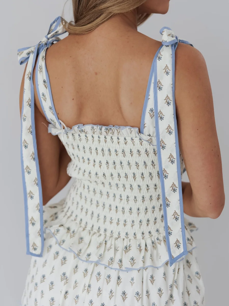 Abito lungo floreale Bohemain da donna Collo quadrato Papillon Spalla Abito fluido Abito estivo da spiaggia estivo a strati con volant smock