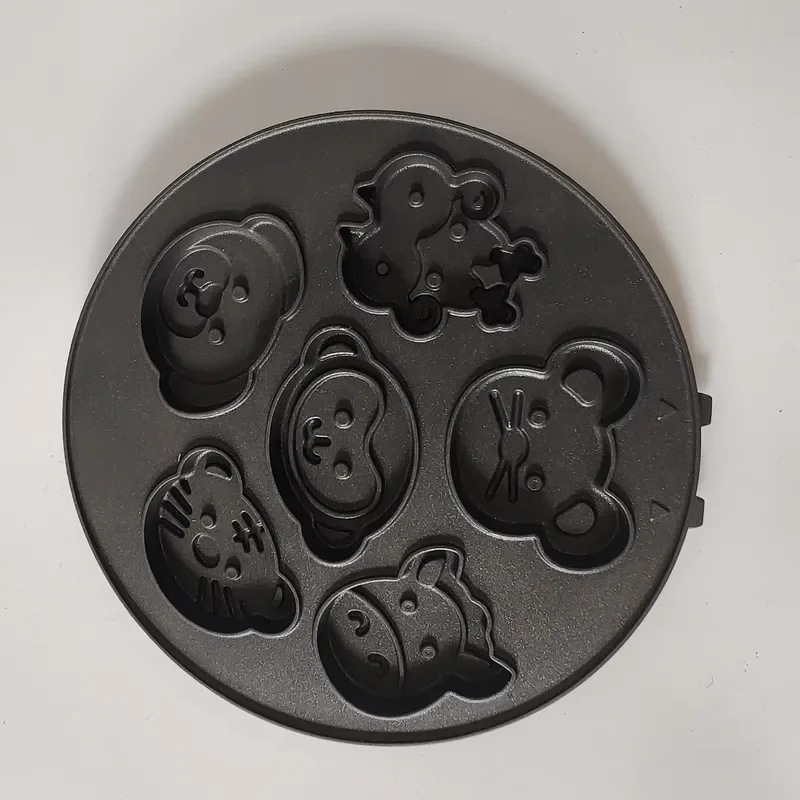 Non-Stick Aluminum Baking Tray Die Cast Cake Waffle Biscuit Pancake Mould Kitchen Bakeware Tool