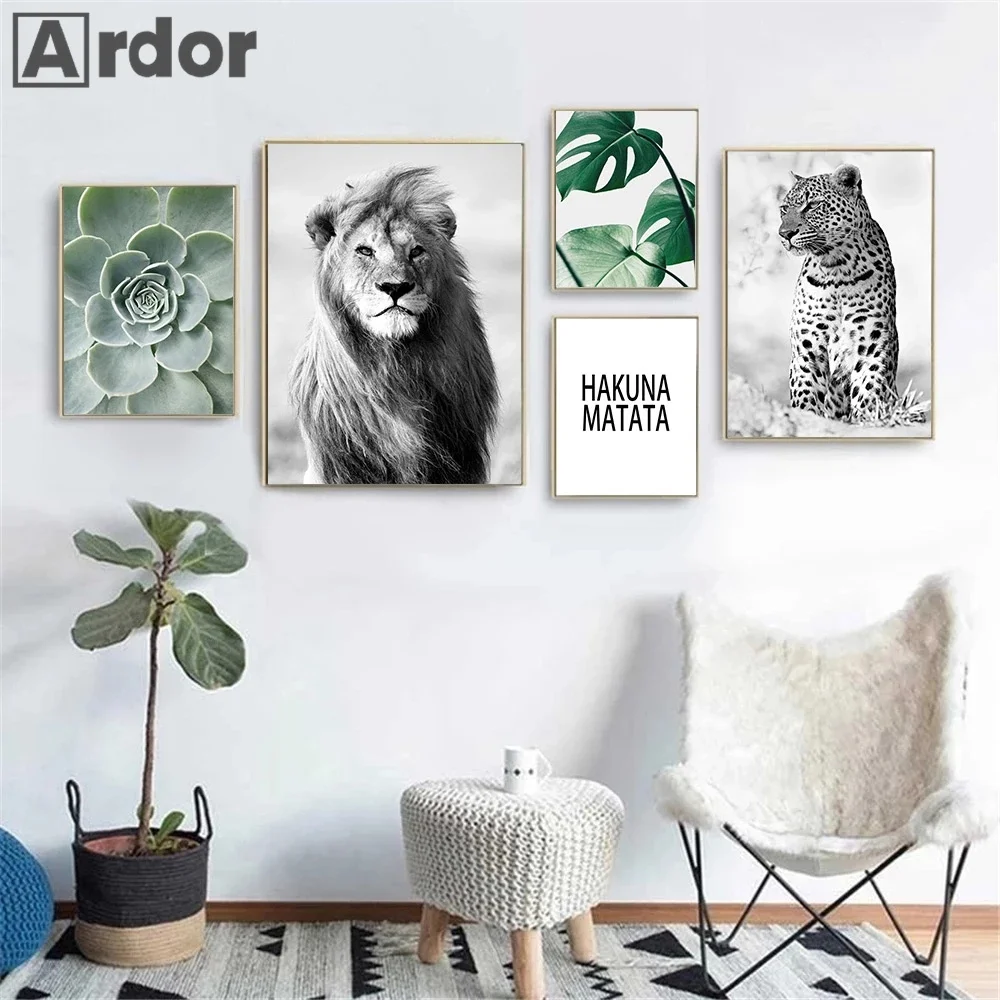 الشمال Monstera أوراق النبات الرسم على لوحات القماش الجدارية الأسد النمر ليوبارد الحيوان المشارك هاكونا ماتاتا يقتبس الفن يطبع ديكور المنزل