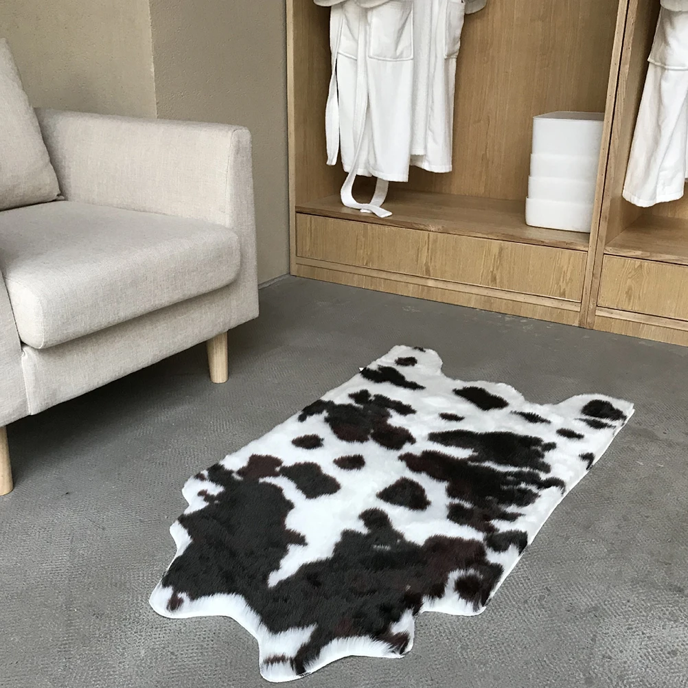 

1Pcs Cow Printed Non-Slip Mat Absorbent Bathroom Living Room Kitchen Hallway Anti-Skid Cushion Black Decoration