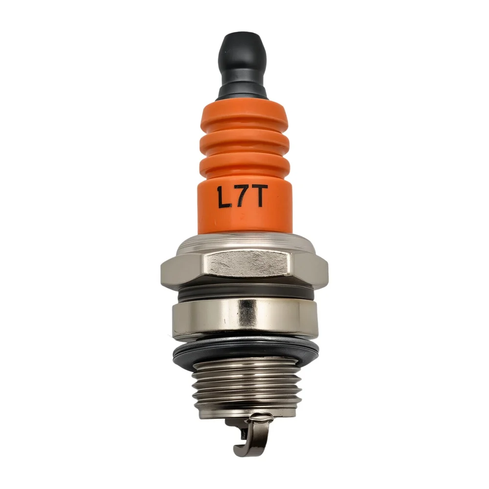 Single Pole L7TC Spark Plug for BM6A BMR6A WS6E WS7E BPMR6A WS7F CJ7Y W20MU M6 M7 BPMR6A Two Stroke Chainsaw Trimmer